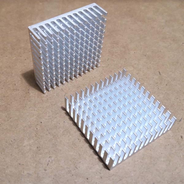 RuiLing 2-Pack 40x40x11mm Aluminum Cooling Heatsink Square Golden CPU Heat Sink Cooler Fin with 3M Silicone Based Thermal Pad Adhesive Stickers 